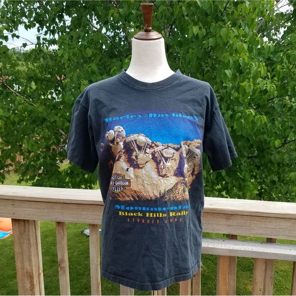 Harley-Davidson Other - Large Harley Davidson Black Hills Tee